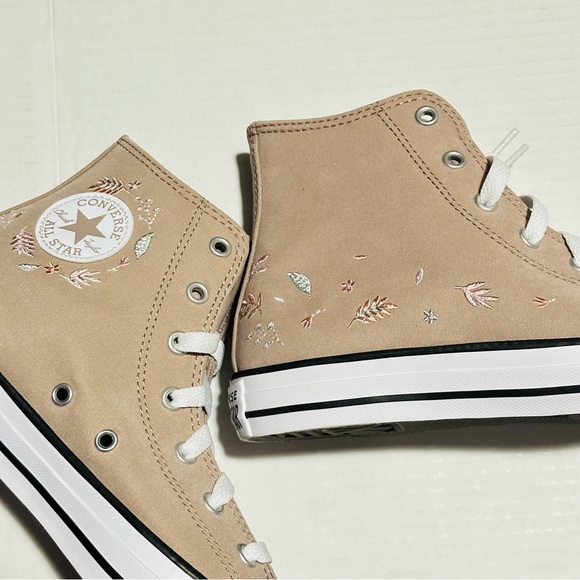 Converse Chuck Taylor All Star Fall Leaves NEW - Picture 9 of 14